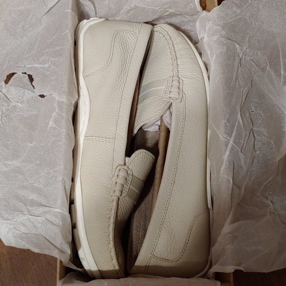 Clark's NWT Dameo Vine Driving Moc Loafer - Picture 6 of 6